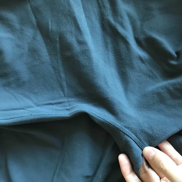 lululemon Still Crop - Picture 3 of 5